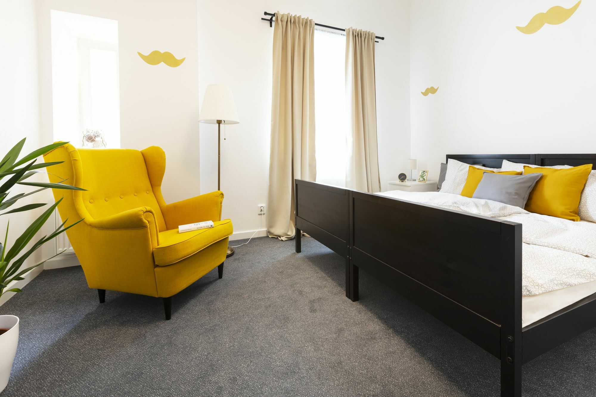 Little Tom Apartments Прага Экстерьер фото